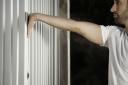 Ejercicio 5: Estiramiento palmar ayudándonos de pared