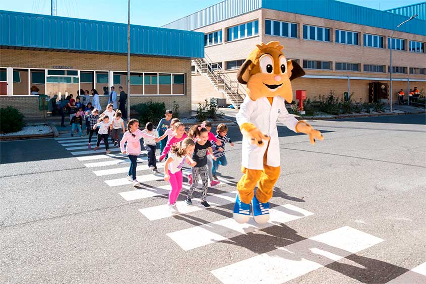 Los niños podrán jugar con Max, la mascota de PULEVA