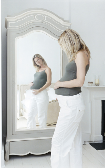 Las mujeres sufren cambios hormonales durante el embarazo