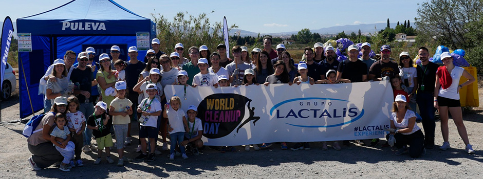 Lactalis Puleva recoge más de 370 kilos de basuraleza en la Vega de Granada