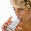 Leche desnatada, fundamental en las dietas