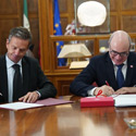 La Universidad de Granada crea la Cátedra Lactalis Puleva, pionera en España para el fomento de la innovación interna y la atracción de talento