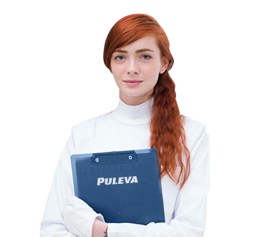 Mujer profesional blusa blanca carpeta azul Puleva - equipo profesional empresa